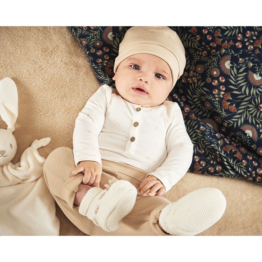 Orchestra Chaussons naissance en tricot pour bebe Ecru 0 Trousseau naissance Bebe fille Orchestra
