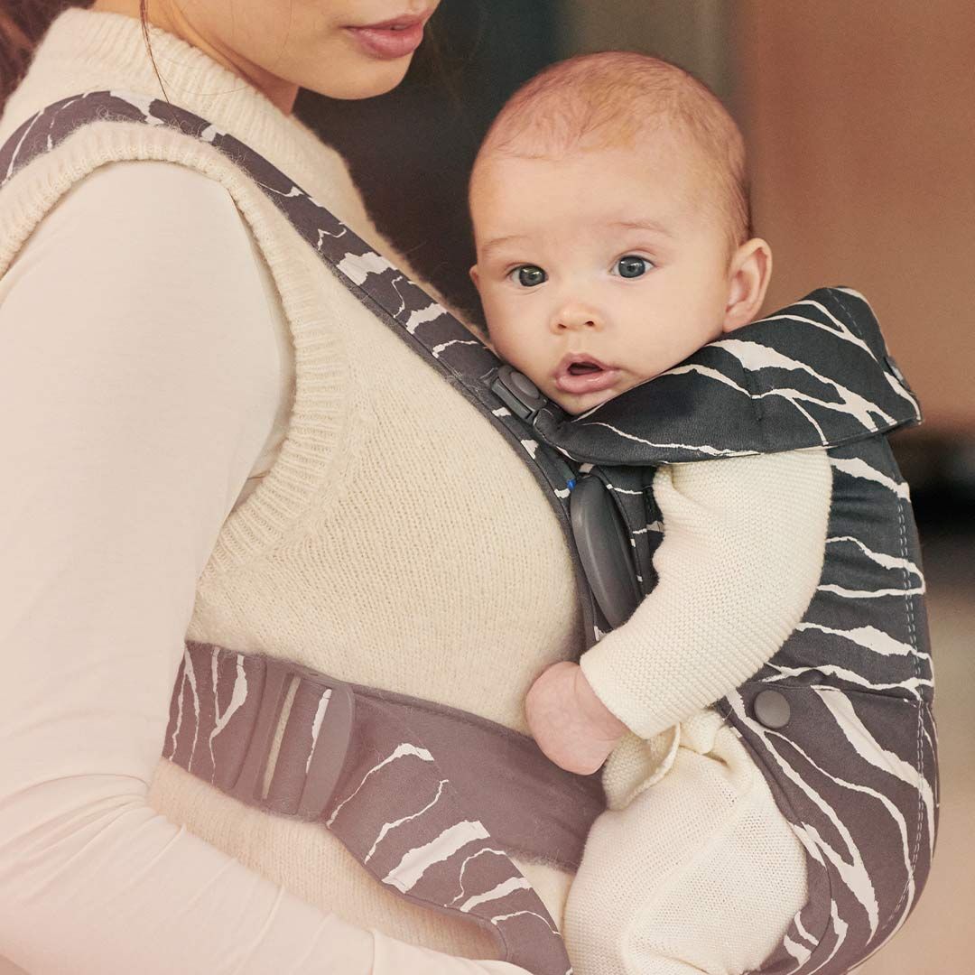 Porte bébé dorsal on sale babybjorn